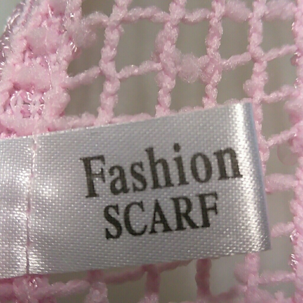 FASHION SCARF. - Picture 3 of 4